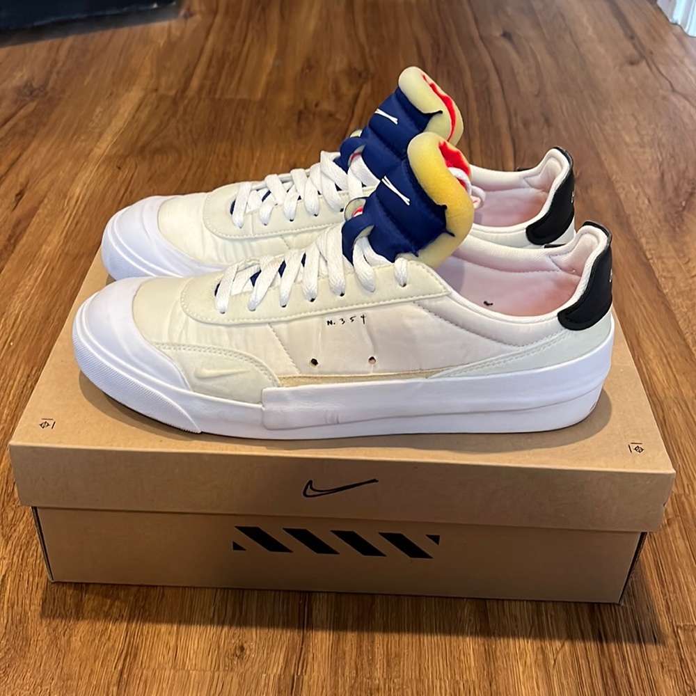 Nike drop type LX